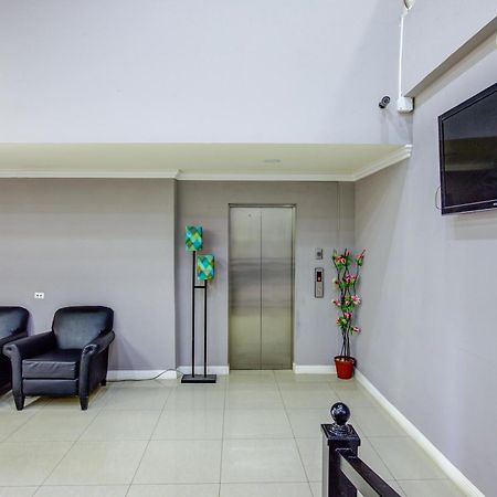 Airport Suites Hotel Piarco Buitenkant foto