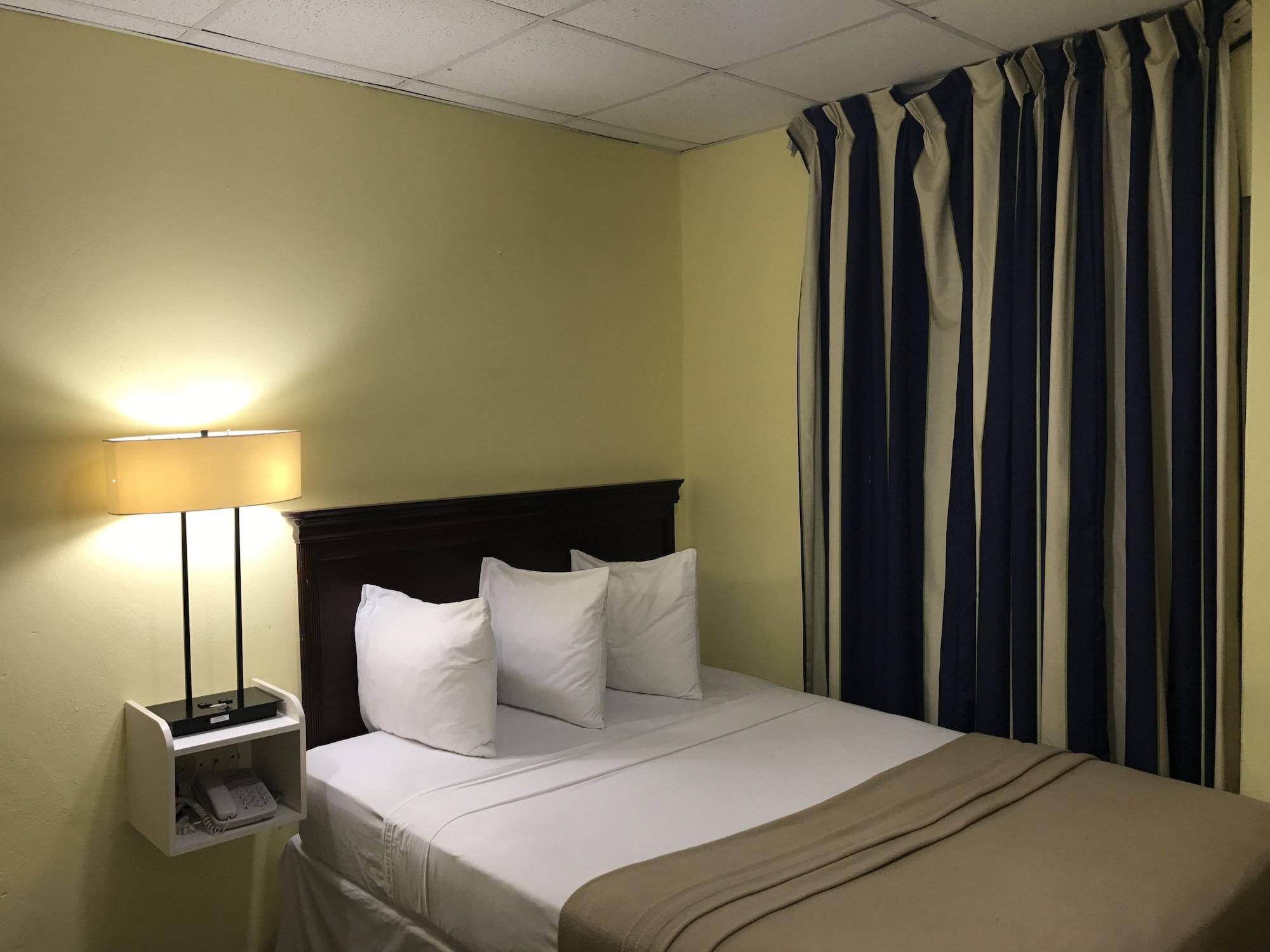 Airport Suites Hotel Piarco Buitenkant foto