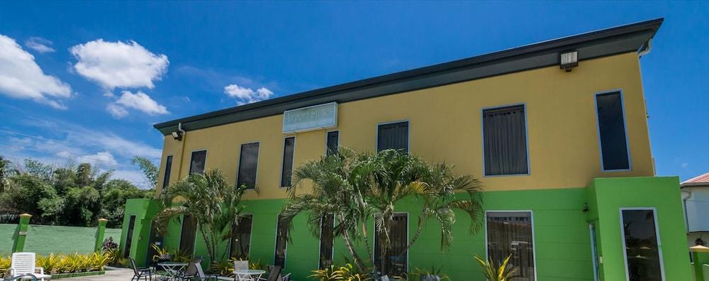 Airport Suites Hotel Piarco Buitenkant foto