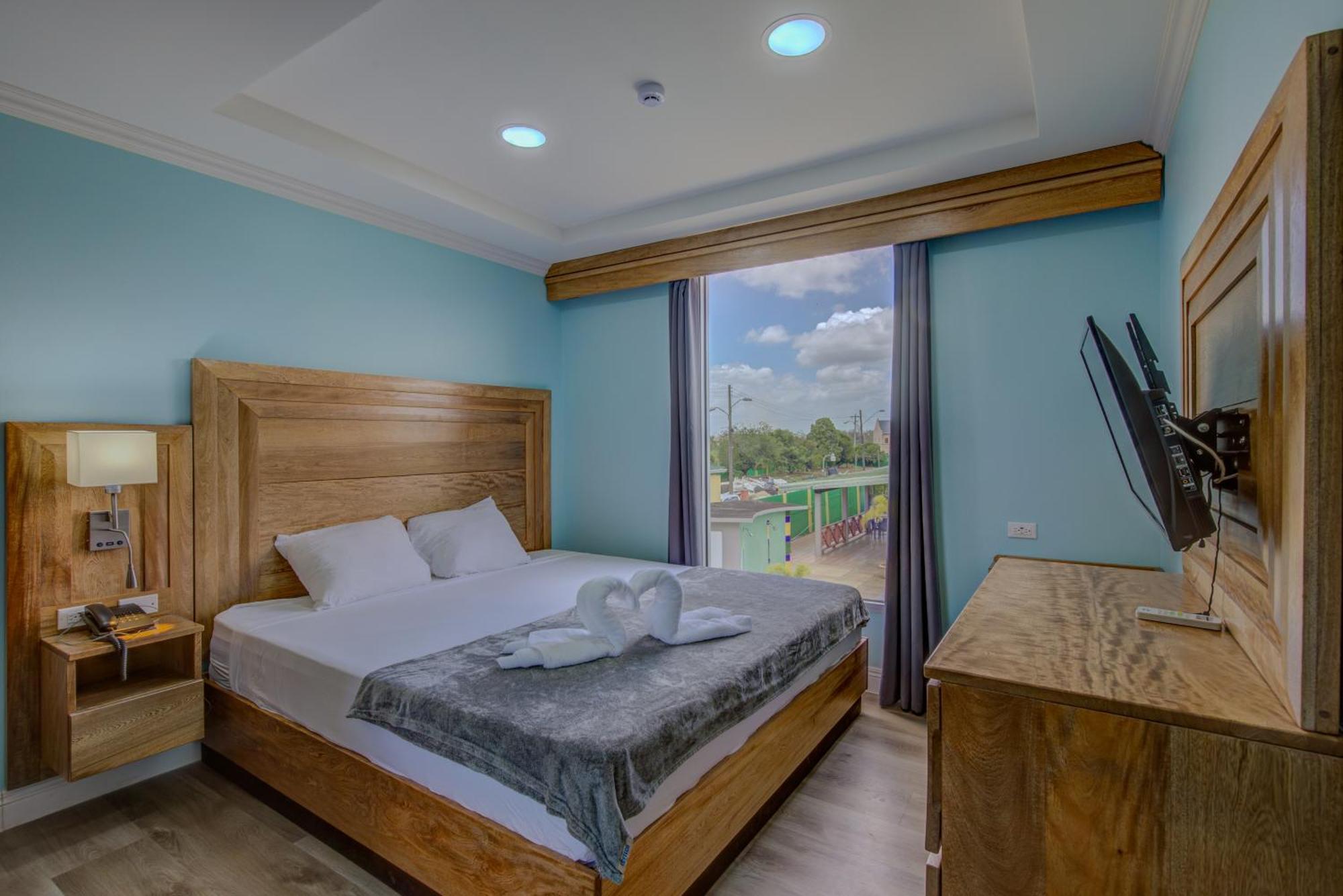 Airport Suites Hotel Piarco Buitenkant foto