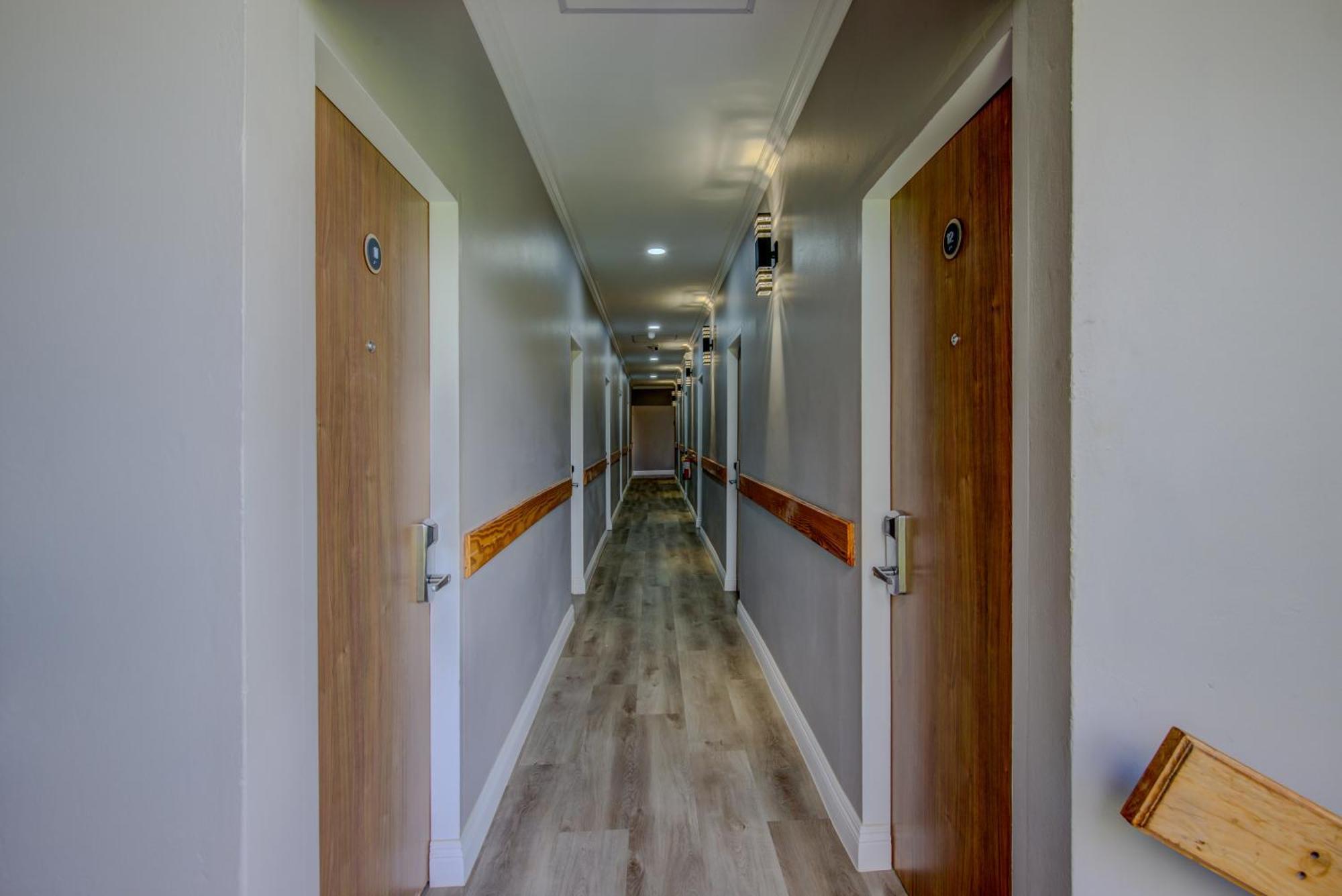 Airport Suites Hotel Piarco Buitenkant foto